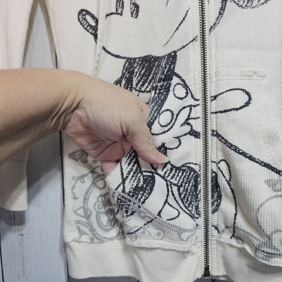 Disney World Disneyland Ivory Minnie Graphic Full Zip Hooded Jacket Size XS. - Picture 4 of 6